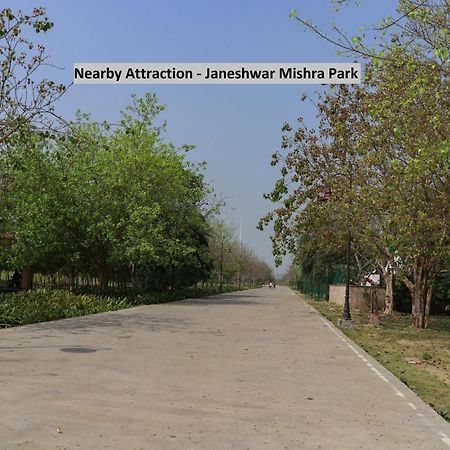 Shikhar Paradise Chinhat Buitenkant foto